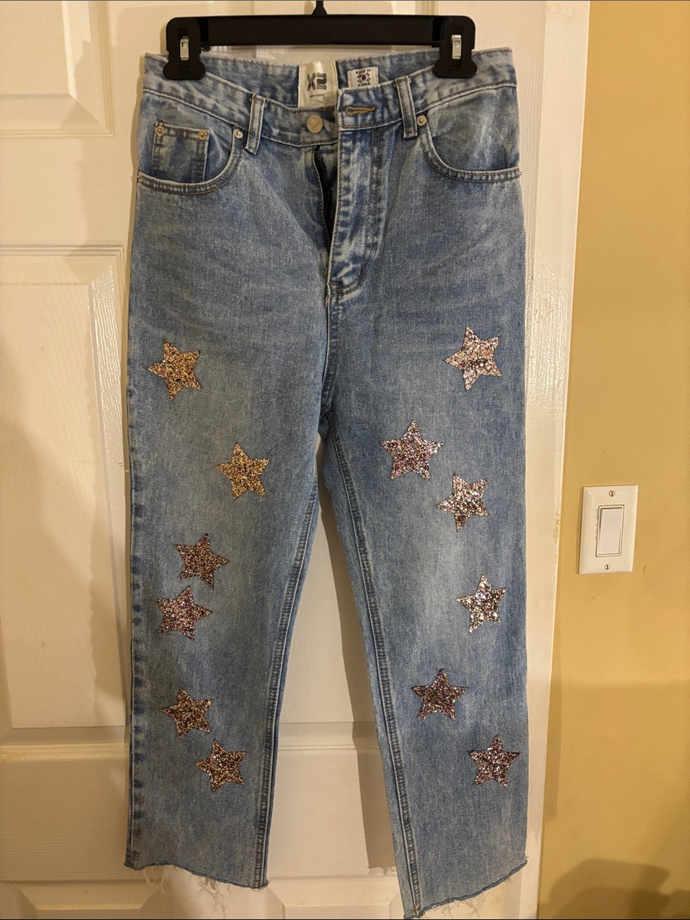 Light Blue Women's Star Embellished Jeans
